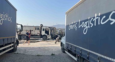 İzmir'de boş arazide çıkan yangın mahalleye sıçradı