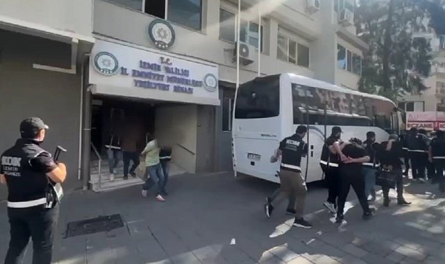 İzmir'de silahlı suç örgütüne şafak operasyonu: 17 tutuklama
