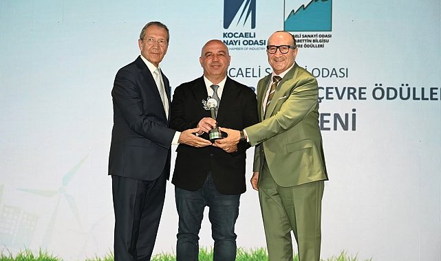 İzmit Körfezi'nden 1.4 milyon metreküp çamur temizlendi