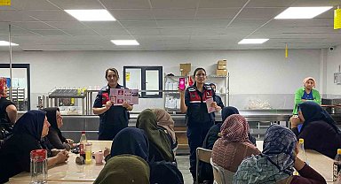 Jandarmadan kadınlara KADES eğitimi
