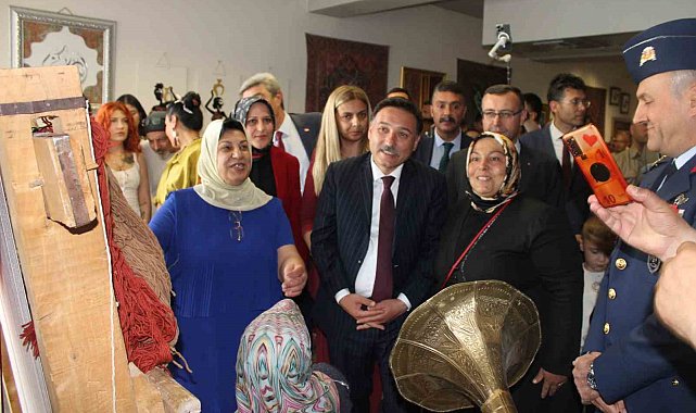 Kadın kooperatiflerinden halı ve kilim sergisi