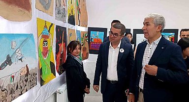 Kağızman'da 'Filistin' temalı resim sergisi açıldı