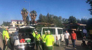 Kahramanmaraş'ta 3 araçlı zincirleme kaza: 4 yaralı