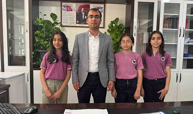 Kahta'da dört öğrenci 500 tam puanla Türkiye birincisi oldu