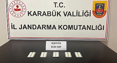 Karabük'te 50 adet sentetik ecza yakalandı