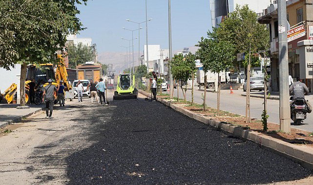 Karapınar caddesinde asfalt dökümüne başlandı