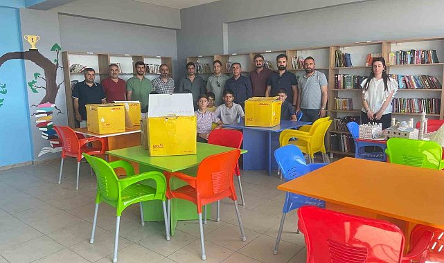 Kardeş köy okuluna kütüphane desteği