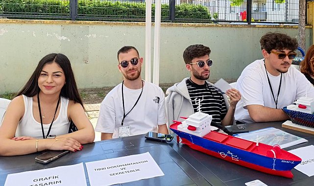 Kariyer çadırları lise öğrencileri için kuruldu