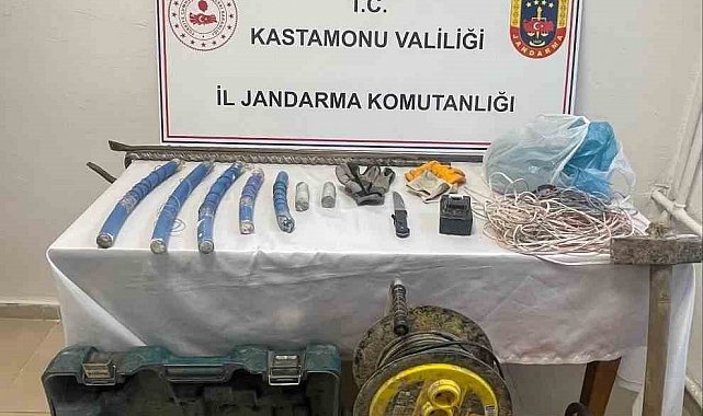 Kastamonu'da define avcılarına suçüstü baskın: 2 tutuklama