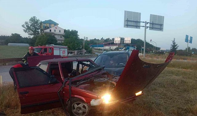 Kastamonu'da iki ayrı trafik kazasında 3 kişi yaralandı