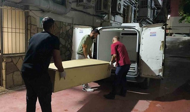 Kayganlaşan yolda kaza yapan genç sürücü hayatını kaybetti