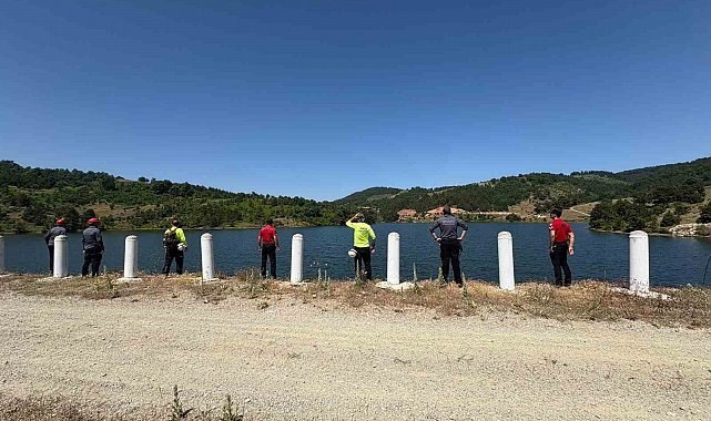 Kayıp Burak, havadan, karadan ve su altından aranıyor