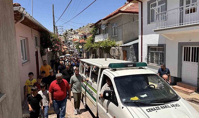 Kayıp kurbanlığını ararken canından olan genç toprağa verildi