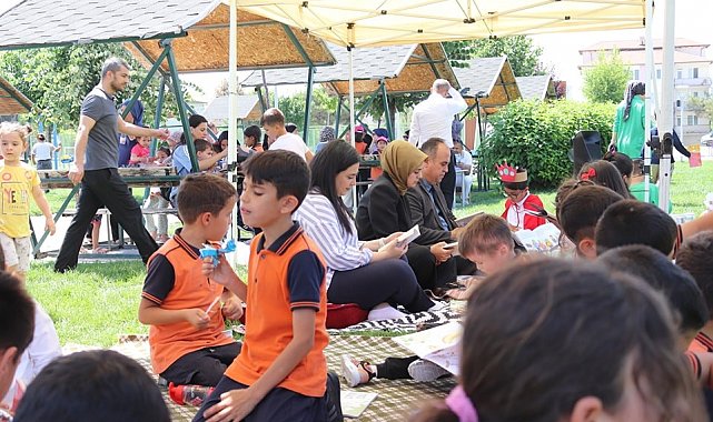 Kaymakam Bayguş, Dazkırı'da Kitap Okuma etkinliğine katıldı