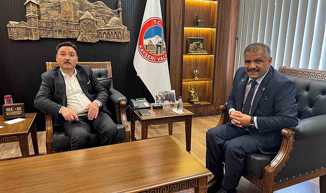 Kayseri AK-İB'i bağrına bastı