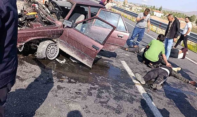 Kayseri'de trafik kazası, 3 kişi yaralandı