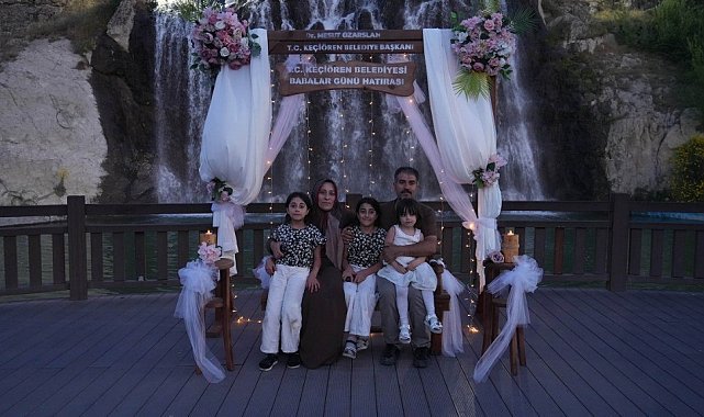 Keçiören Belediyesi Babalar Günü'ne özel fotoğraf köşesi oluşturdu