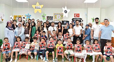 Kepez'in kreşlerinde karne sevinci