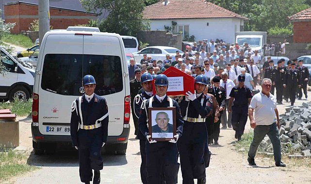 Kıbrıs gazisi İsmail Mardin, Edirne'de son yolculuğuna uğurlandı