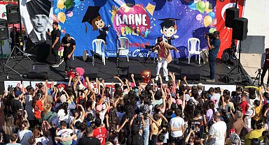 Kırıkkale'de Karne Şenliği renkli görüntülere sahne oldu