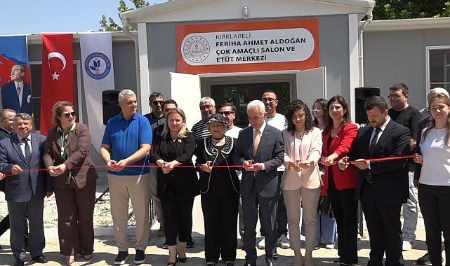 Kırklareli'nde bir hayırsever tarafından yaptırılan etüt merkezi açıldı