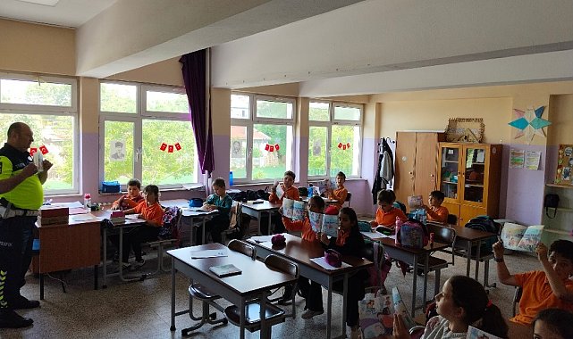 Kırklareli'nde öğrencilere trafik eğitimi