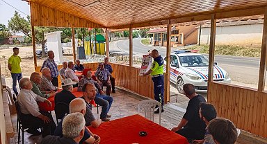 Kırklareli'nde traktör sürücüleri bilgilendirildi