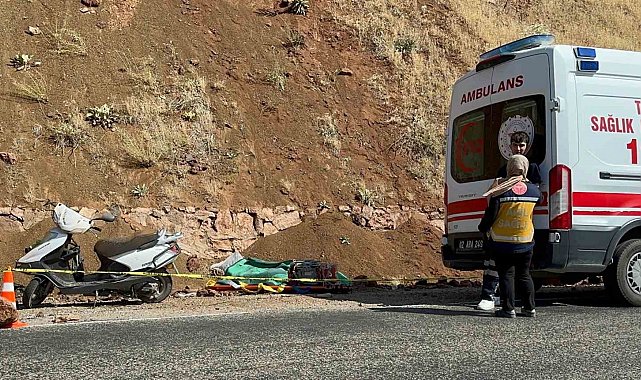 Kontrolden çıkan motosiklet devrildi: 1 ölü, 1 yaralı