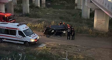 Kontrolden çıkan otomobil Kızılırmak'a uçtu: 2 kişi yaralandı