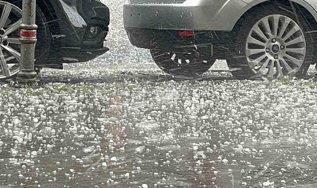 Konya'da dolu ve sağanak yağış etkili oldu