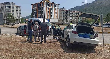 Konya'da iki otomobil çarpıştı: 5 yaralı