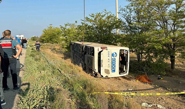 Konya'da yolcu otobüsü devrildi: 1 ölü, 23 yaralı
