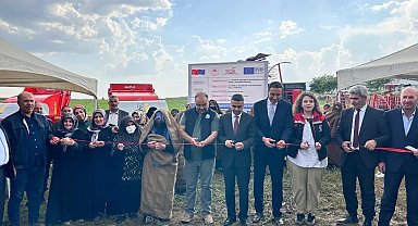 Kooperatifleşmeye tarım makinesi desteği