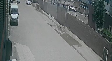 Küçük çocuğa çarpan vicdansız sürücü olay yerinden kaçtı