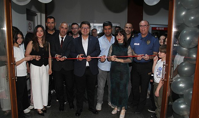 Kula'da ortaokul öğrencilerinden anlamlı sanat buluşması