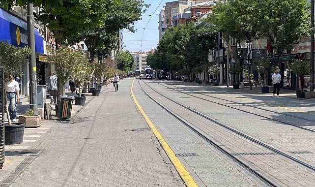 Kurban Bayramı'nın 3'üncü gününde çarşı sokakları boş kaldı