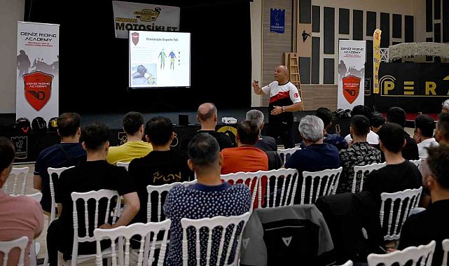 Kuşadası'nda motosiklet tutkunlarına ileri ve güvenli sürüş eğitimi verildi