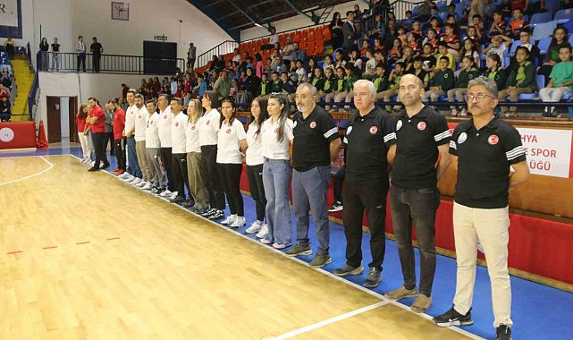 Kütahya'da Geleneksel Çocuk Oyunları ve Spor Şenliği