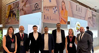 Kuyumculuk fuarında Ravi pırlanta dikkatleri üzerine çekti