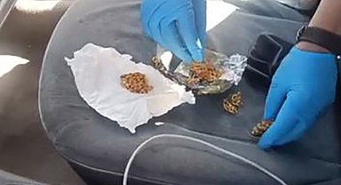 Kuyumcuya sahte altın satan 3 şüpheli yakalandı