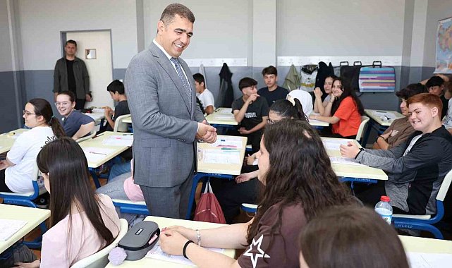 LGS'ye girecek öğrencilere başarılar diledi