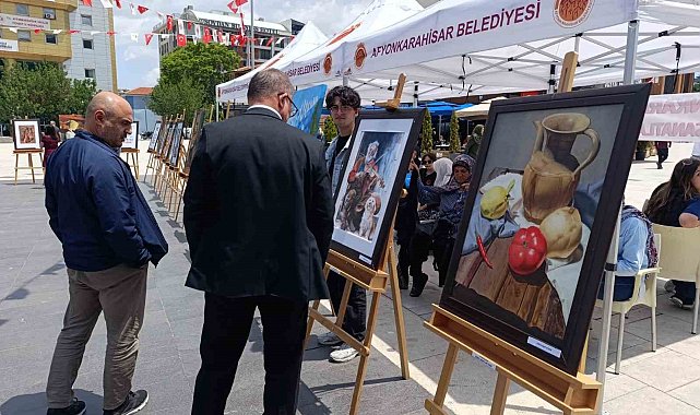 Lise öğrencilerinin sergisi büyük ilgi gördü