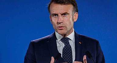 Macron'dan Pezeşkiyan'a "Fransız tutukluları serbest bırakın" telefonu