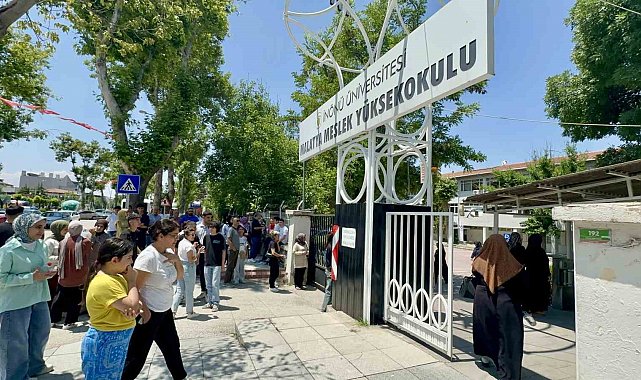 Malatya'da AYT heyecanı sona erdi