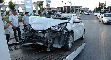 Malatya'da iki otomobil çarpıştı: 2 yaralı