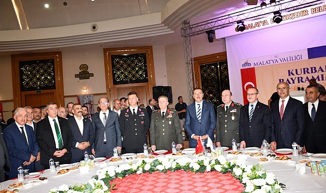Malatya'da Resmi Bayramlaşma töreni yapıldı