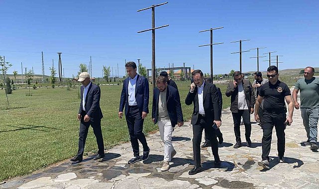 Malazgirt'te kutlama hazırlıkları başladı