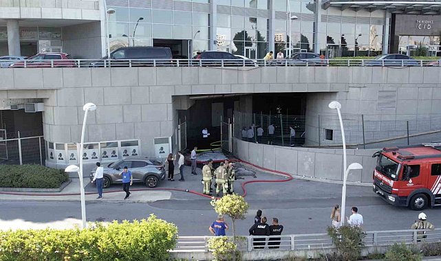 Mall of İstanbul'da yangın paniği