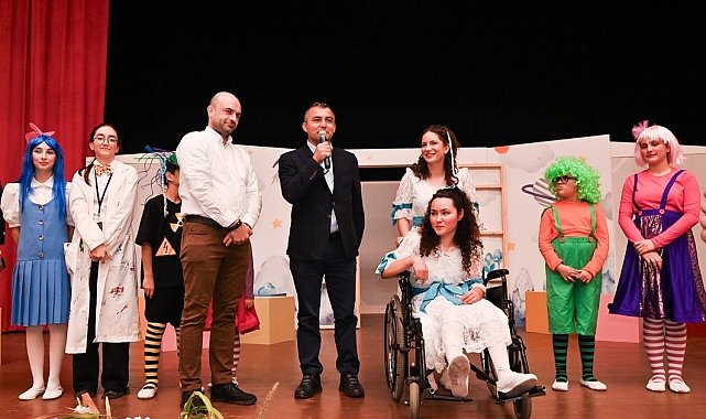 Manavgat Kent Tiyatrosu'na çifte ödül