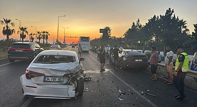 Manavgat'ta zincirleme kaza: 1 yaralı